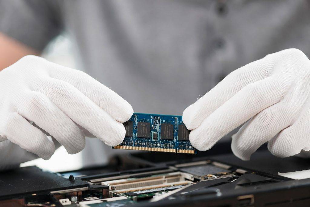 437272-PEBLIK-338-1024x684